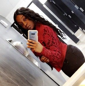 Meet your Posher, Kenyatta